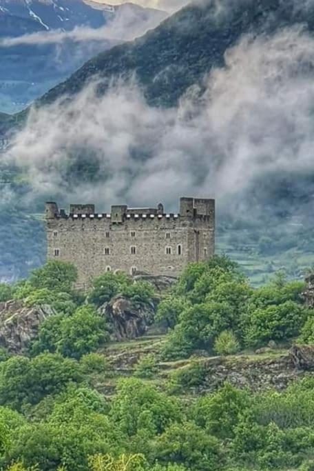 Appartamento Di Montagna Lo Grop Chambave Εξωτερικό φωτογραφία